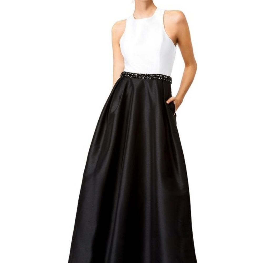 Monique lhuillier gown